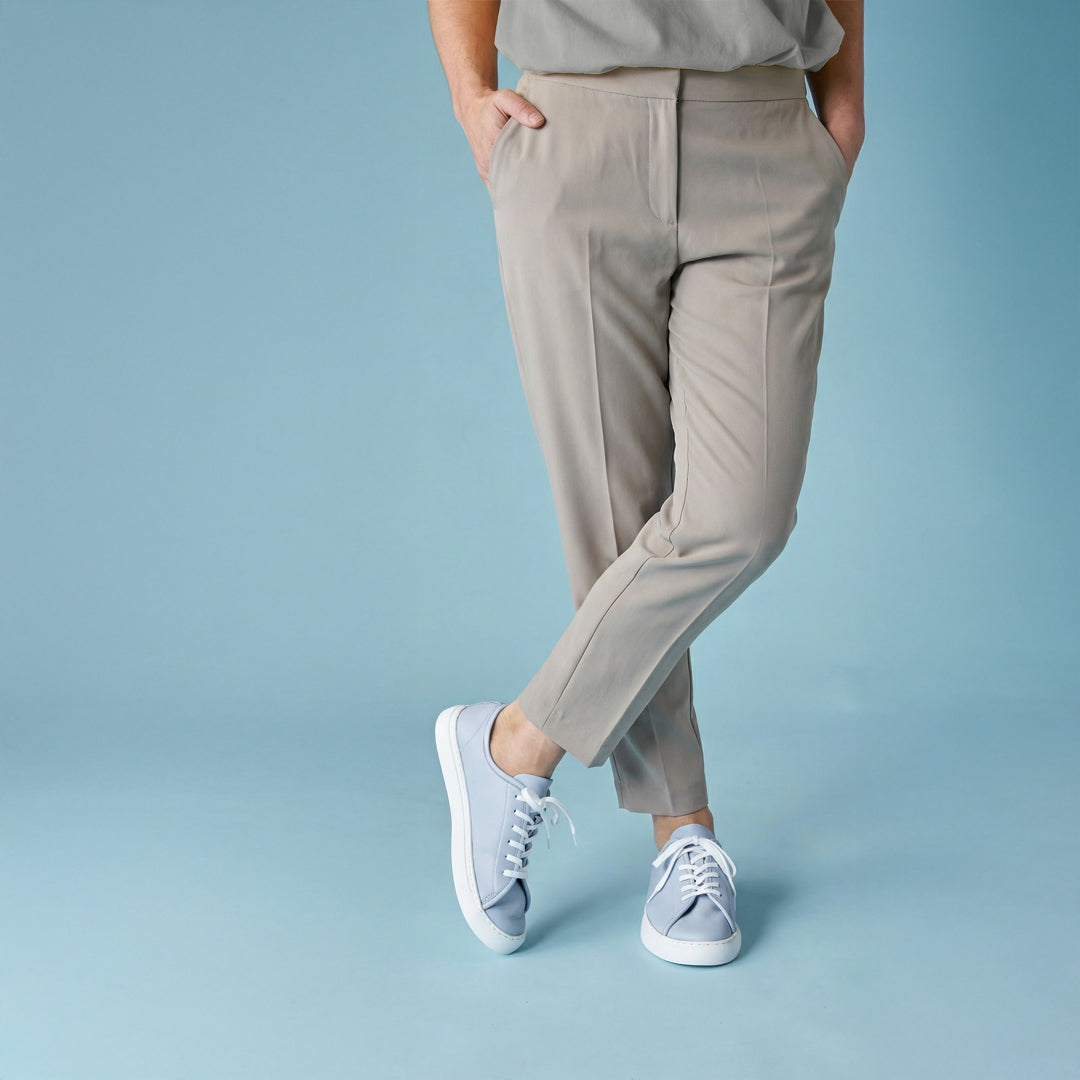 602 Repos / CELESTE BLUE