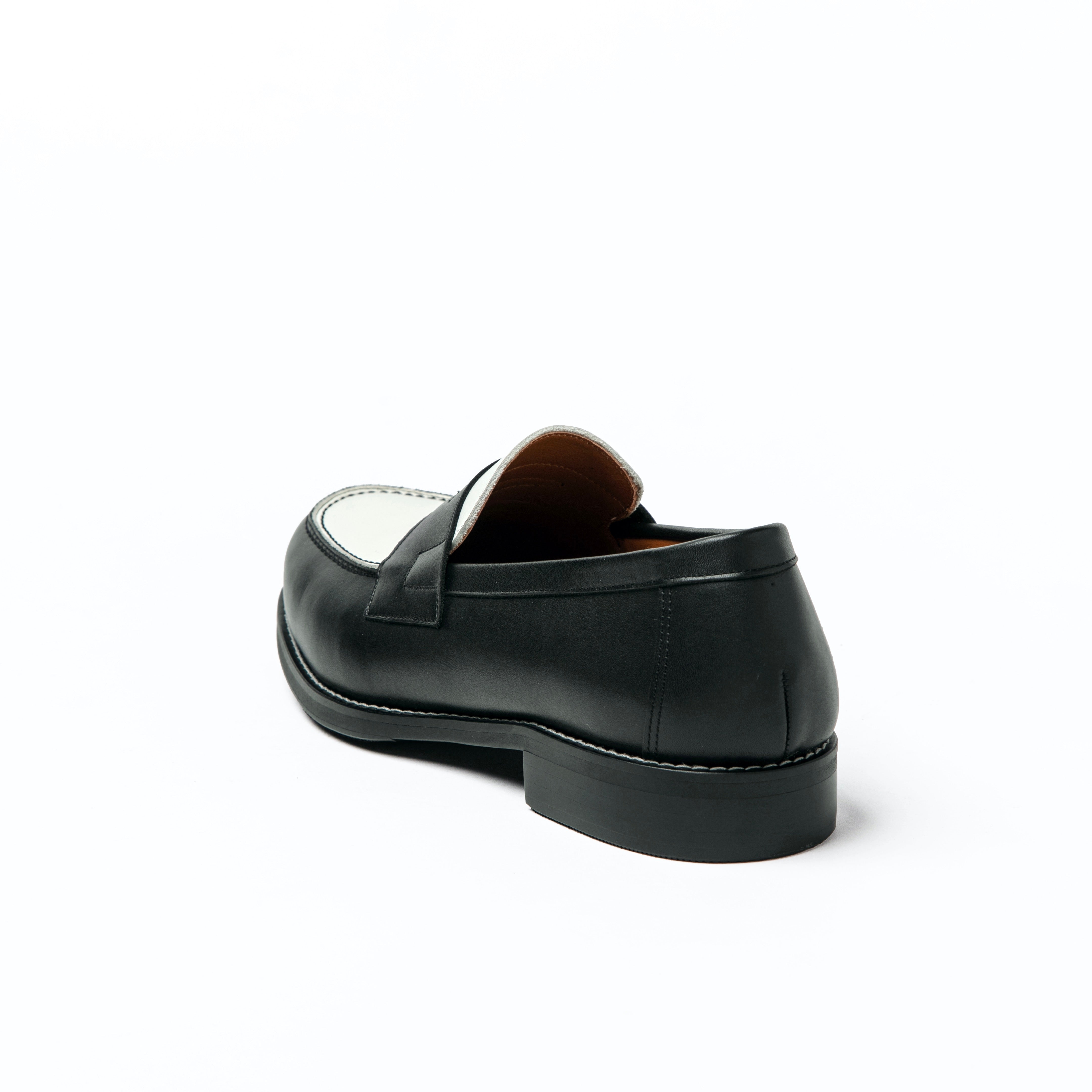 1310 Loafer / BLACK&WHITE